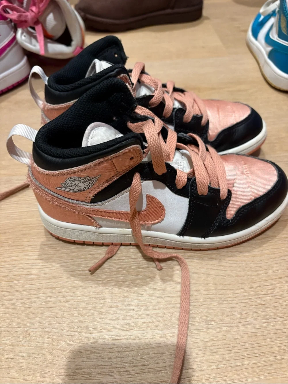 Nike Kids High-Top Sneakers in Peach and Black